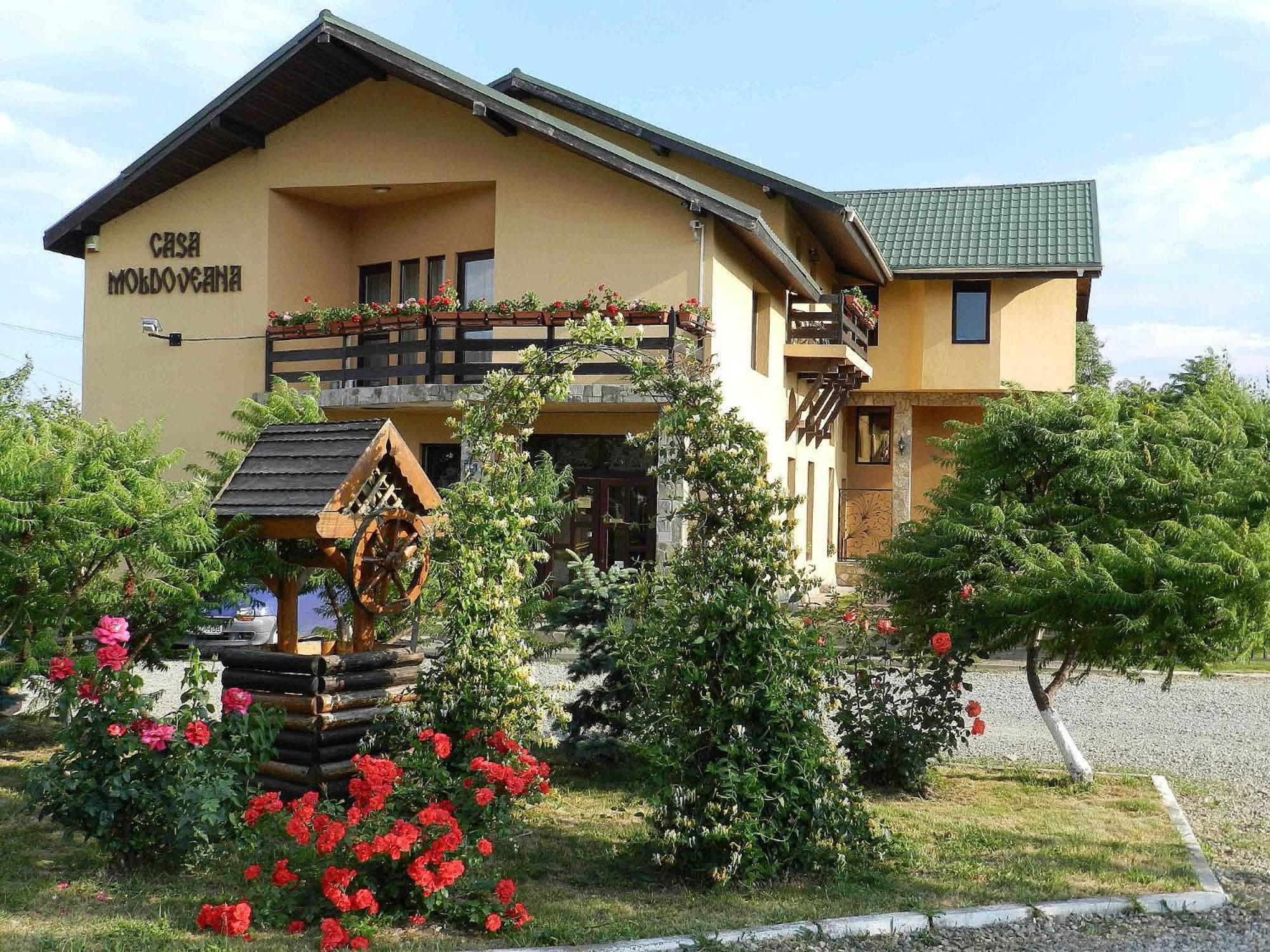 Pensiunea Casa Moldoveana Piatra Neamţ Exterior foto